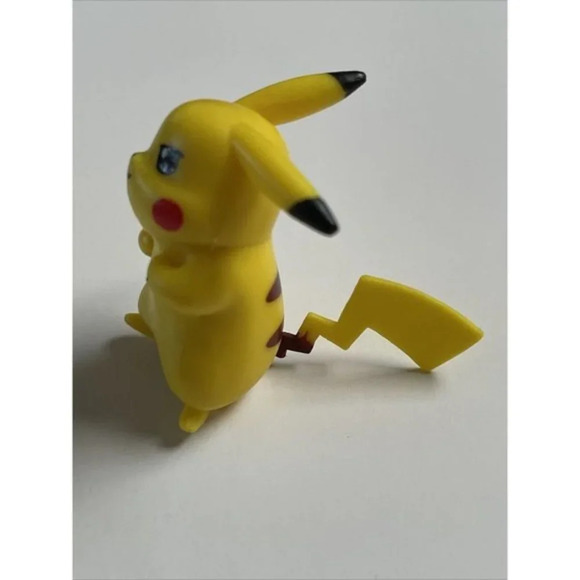 Tomy Nintendo Pokemon Pikachu Mini Figure Toy Collectible Yellow 1.5 Inches - Picture 3 of 7